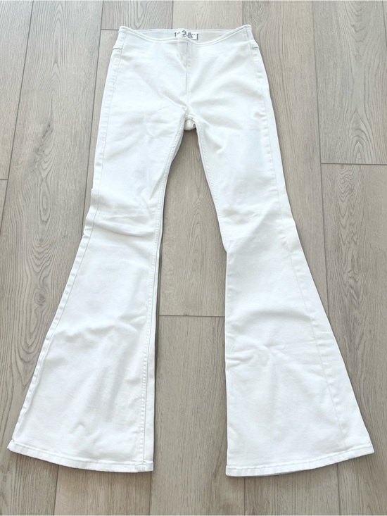 Pants - Free People We The Free Penny Pull On Flare Stretch High Rise Pants Ivory SZ 26